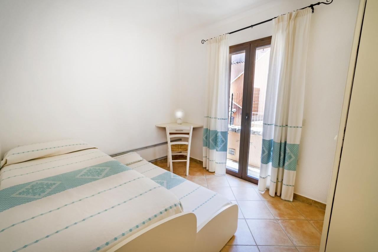 Le Case Di Maiorca Cav - Pms Casevacanze Budoni Exteriör bild